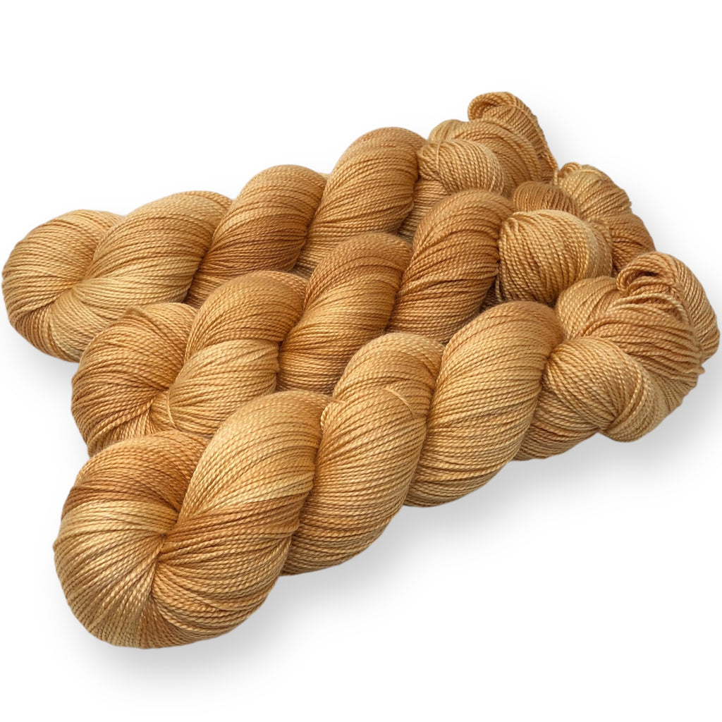 Little Squashes  - Shawl length skein - 600 yards