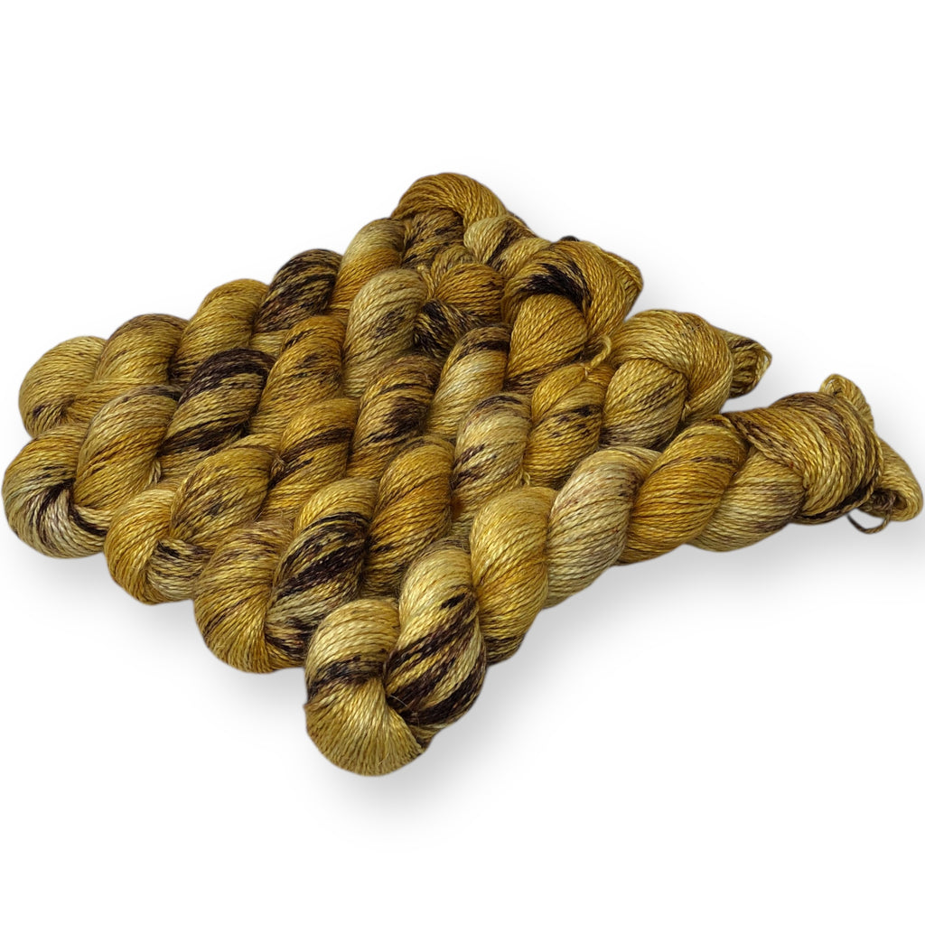 Honey Bear - Alpaca Linen Silk DK weight 2 Ply