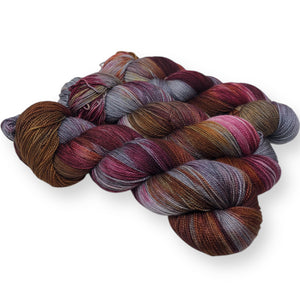 Belladonna - Shawl length skein - 600 yards