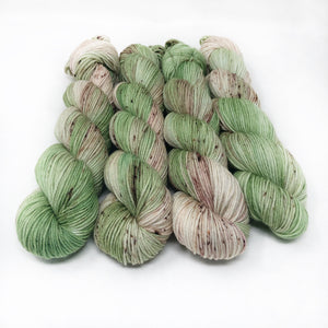 Mistletoe - Delightful DK - the perfect sweater yarn