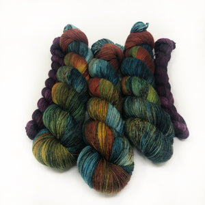 Heirloom Squash - sock yarn with mini