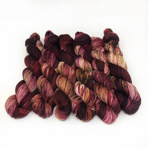 Pomegranate - Delightful DK - the perfect sweater yarn